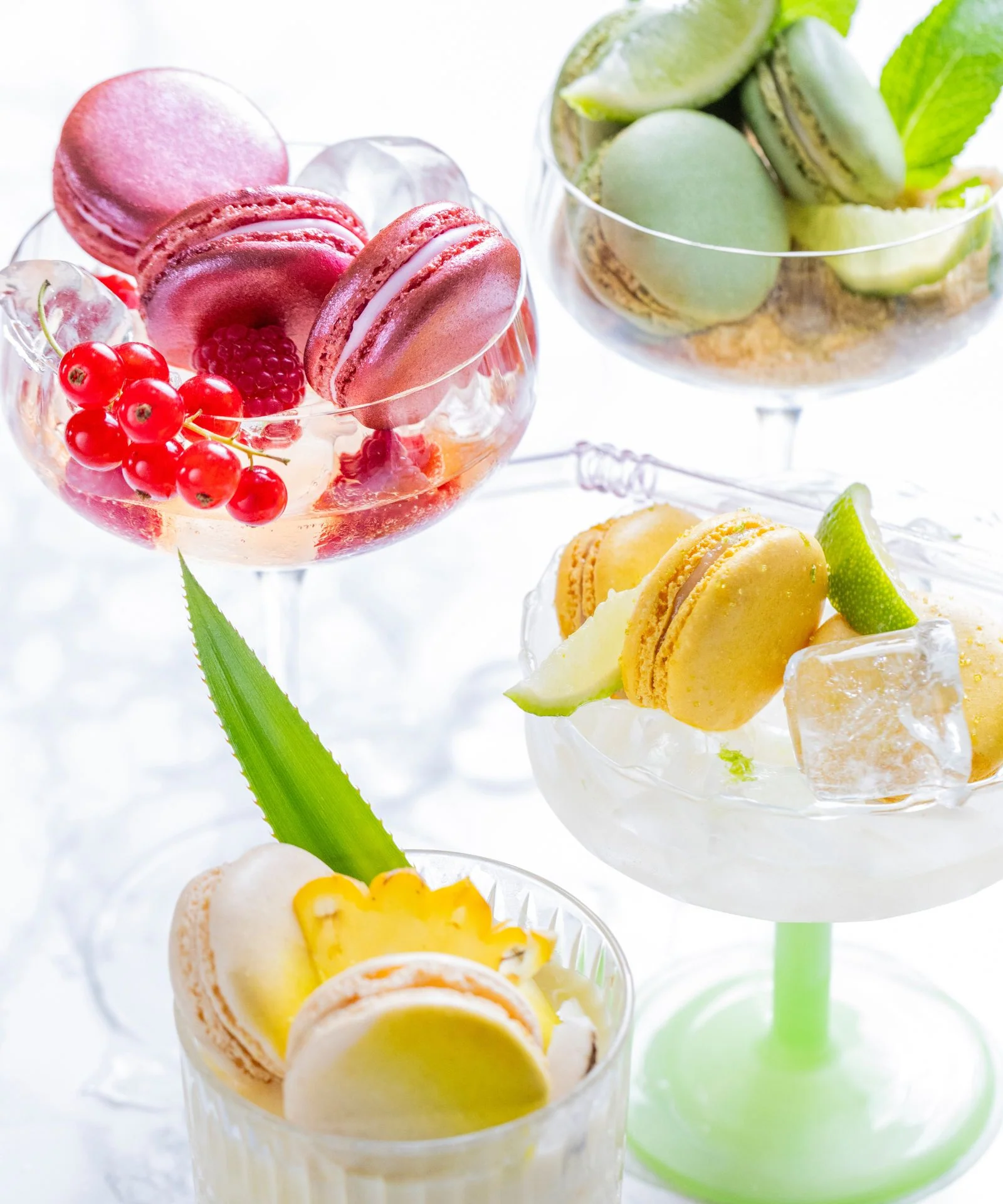 "Cocktails" 8 macarons gift box - Image 3
